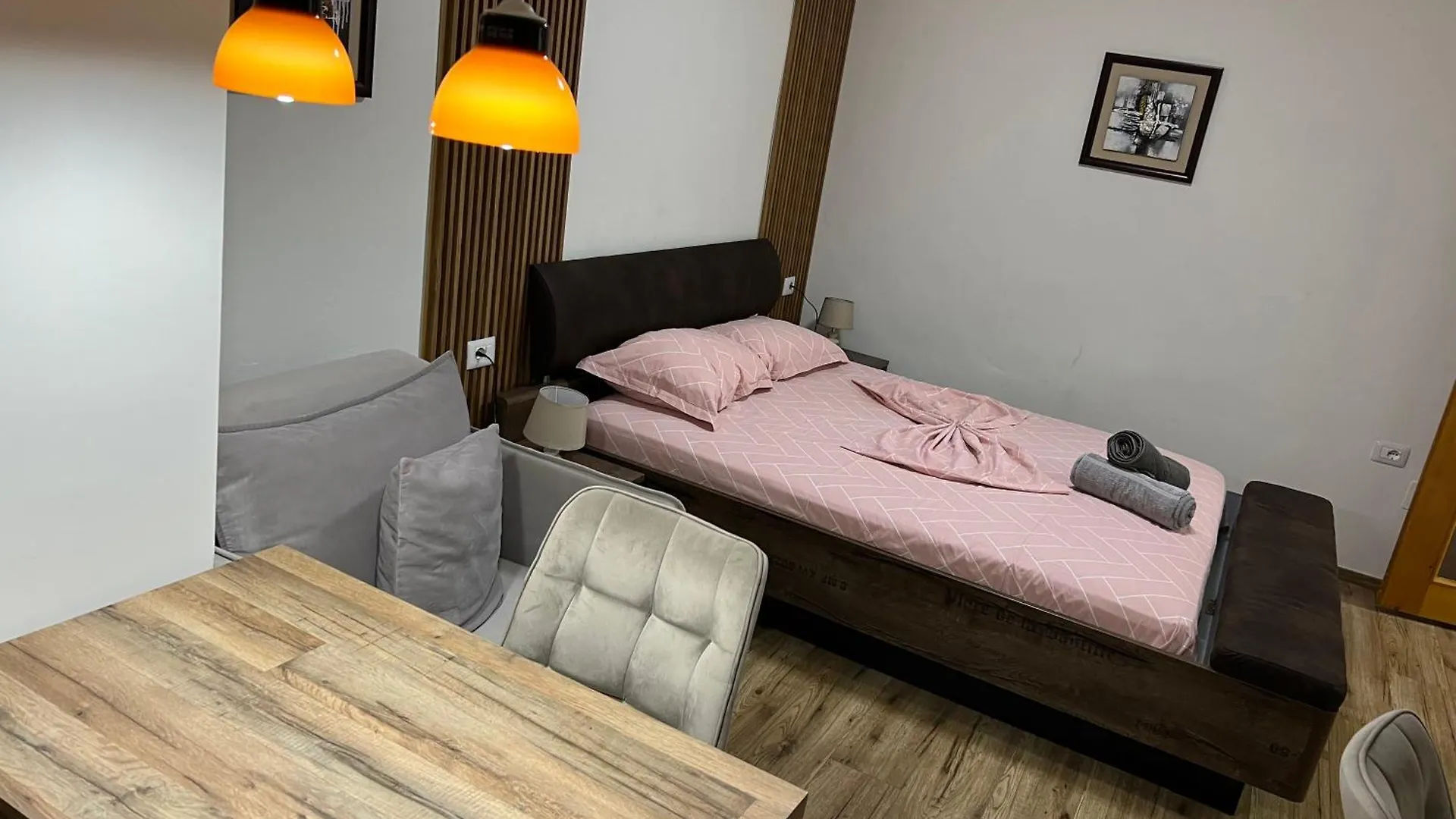 Bright & Roomy Myslym Shyri 티라나