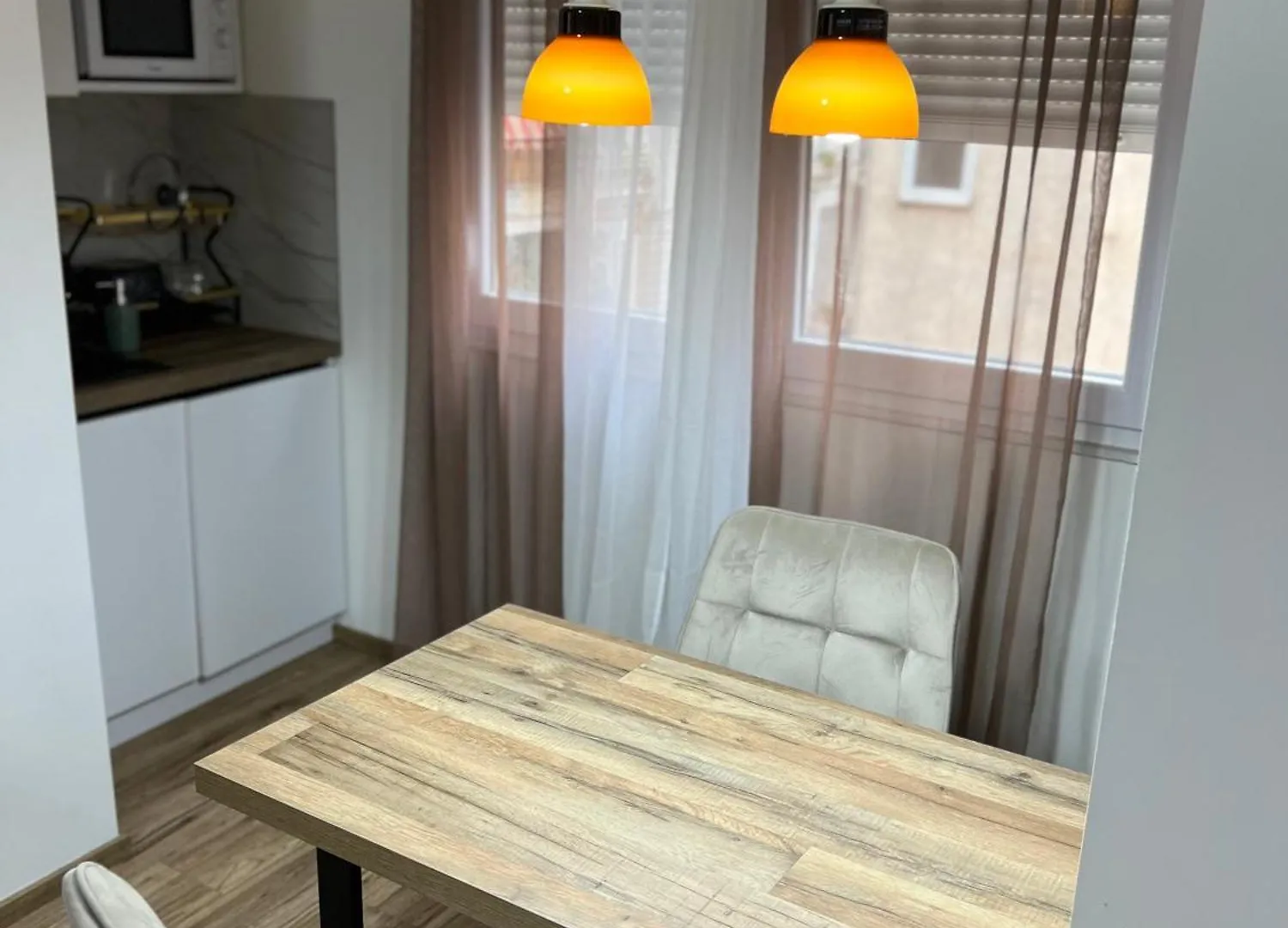 아파트 Bright & Roomy Myslym Shyri 티라나 알바니아